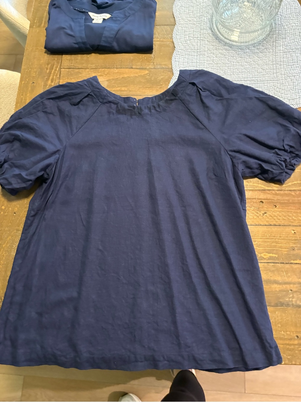 Tommy bahama navy top light linen